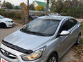 2013 Hyundai Solaris I, серебристый, 800000 рублей