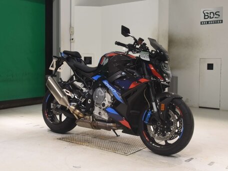 2024 BMW M 1000 R, чёрный, 2270000 рублей, вид 3