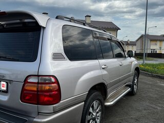 2000 Toyota Land Cruiser 100 Series, серебристый, 1800000 рублей, вид 3