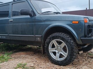 2012 Lada (ВАЗ) 2131 (4x4) I, серый, 390000 рублей, вид 3