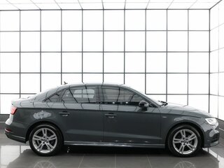 2018 Audi A3 III (8V) Рестайлинг, серый, 1989000 рублей, вид 5