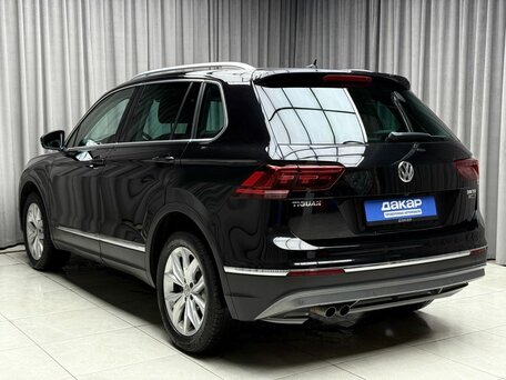 2017 Volkswagen Tiguan II, синий, 2399000 рублей, вид 4