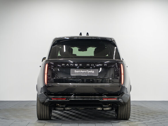 2026 Land Rover Range Rover P530 MHEV Long V, чёрный - вид 6