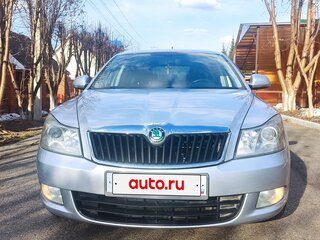 2012 Skoda Octavia II (A5) Рестайлинг, серебристый, 1000000 рублей, вид 2