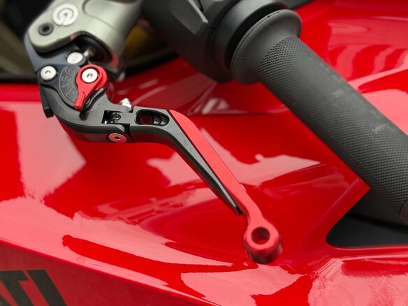 2022 Ducati Panigale V4, красный, 2500000 рублей - вид 15
