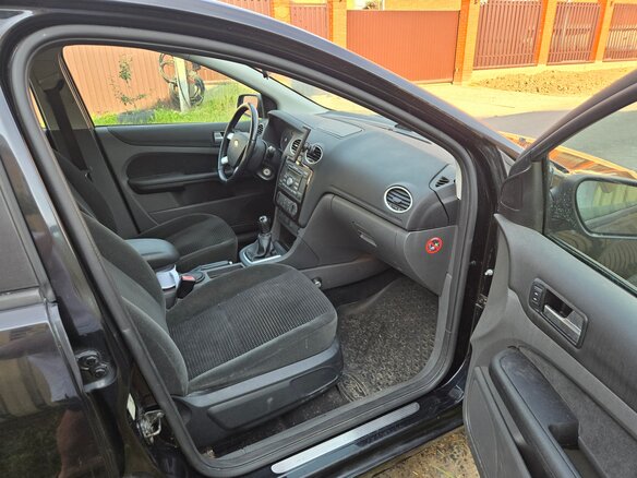 2006 Ford Focus II, чёрный, 500000 рублей - вид 9