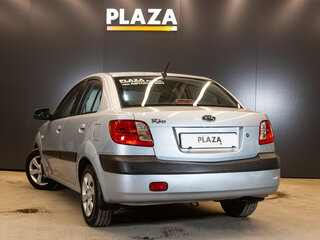 2007 Kia Rio II, серебристый, 450000 рублей, вид 4