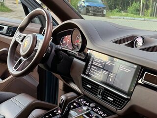 2018 Porsche Cayenne III, голубой, 6350000 рублей, вид 4