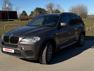 2011 BMW X5 30d II (E70) Рестайлинг, коричневый, 2500000 рублей, вид 2