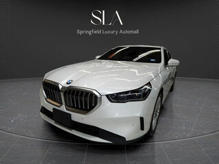 2025 BMW 5 серии 530i xDrive VIII (G60/G61/G68), белый, 5477500 рублей, вид 1