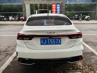 2023 Kia K3 II (China Market) Рестайлинг, белый, 1566100 рублей, вид 3