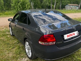 2013 Volkswagen Polo V, серый, 620000 рублей, вид 2