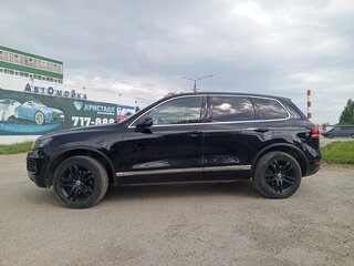 2010 Volkswagen Touareg II, чёрный, 1520000 рублей, вид 4