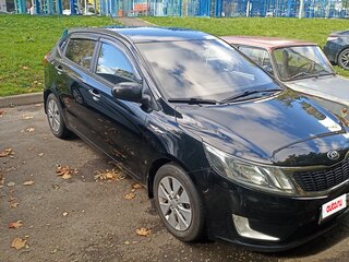 2014 Kia Rio 4-speed III, чёрный, 985000 рублей, вид 3