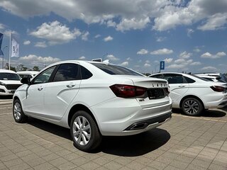 2026 Lada (ВАЗ) Vesta I Рестайлинг (NG), белый, 1785000 рублей, вид 4