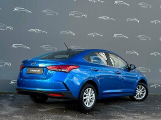 2021 Hyundai Solaris II Рестайлинг, синий, 1698800 рублей, вид 2