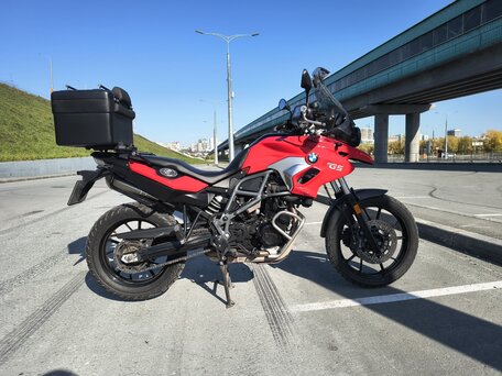 2017 BMW F 700 GS, красный, 680000 рублей, вид 3