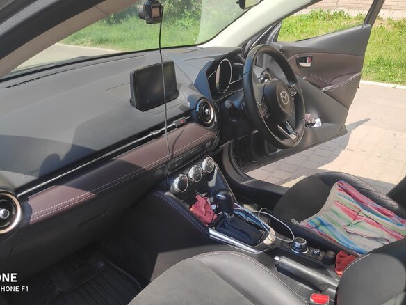 2017 Mazda Demio IV (DJ), серый, 930000 рублей - вид 14