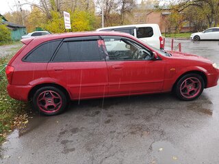 2001 Mazda Familia S-Familia S-Wagon VIII (BJ), красный, 250000 рублей, вид 2