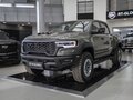 2025 Ram 1500 RHO V Рестайлинг, зелёный, 12953911 рублей - вид 2