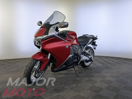 2010 Honda VFR 1200, красный, 699000 рублей, вид 3