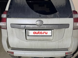 2015 Toyota Land Cruiser Prado 5-speed 150 Series Рестайлинг 1, белый, 3000000 рублей, вид 5
