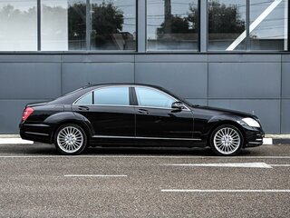 2010 Mercedes-Benz S-Класс 500 V (W221) Рестайлинг, чёрный, 1589000 рублей, вид 5