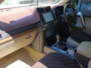 2023 Toyota Land Cruiser Prado 150 Series Рестайлинг 3, белый, 6000000 рублей, вид 3