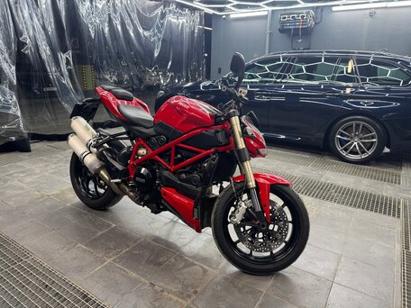2013 Ducati Streetfighter, красный, 550000 рублей, вид 4