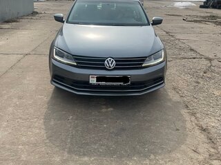 2017 Volkswagen Jetta VI Рестайлинг, серебристый, 1350000 рублей, вид 1