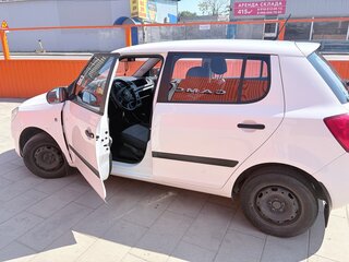 2012 Skoda Fabia II Рестайлинг, белый, 570000 рублей, вид 4
