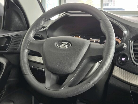 2024 Lada (ВАЗ) Vesta I Рестайлинг (NG), белый - вид 17