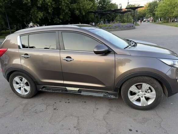 2012 Kia Sportage III, коричневый, 1130000 рублей - вид 2