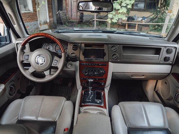 2006 Jeep Commander, чёрный, 1730000 рублей - вид 9