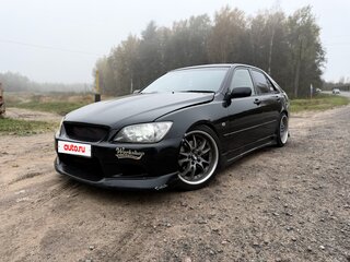 1998 Toyota Altezza, чёрный, 750000 рублей, вид 2