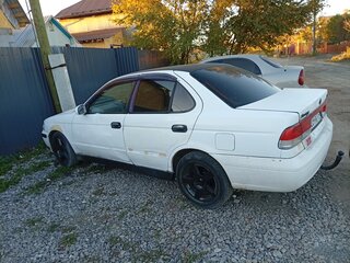 2000 Nissan Sunny B15, белый, 170000 рублей, вид 3