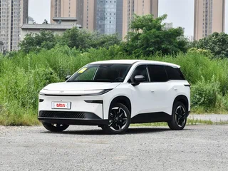 2026 Toyota bZ3X 50 kWh, белый, 2464000 рублей, вид 2