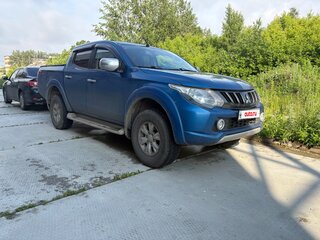 2017 Mitsubishi L200 V, синий, 1850000 рублей, вид 3