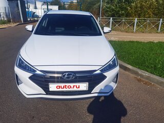 2018 Hyundai Avante VI Рестайлинг, белый, 1510000 рублей, вид 3