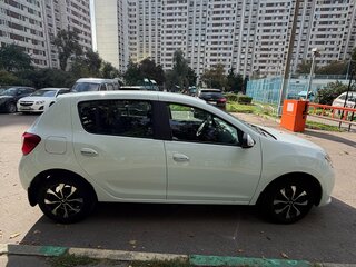 2015 Renault Sandero II, белый, 800000 рублей, вид 4