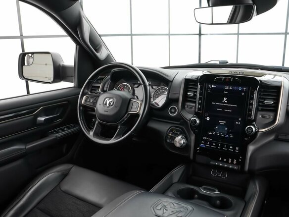 2022 Ram 1500 Crew Cab V, чёрный, 6980000 рублей - вид 8
