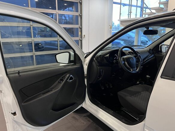 2023 Lada (ВАЗ) Granta I Рестайлинг, белый, 827000 рублей - вид 19