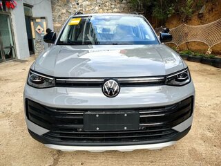 2026 Volkswagen Tharu XR, серый, 2050000 рублей, вид 1