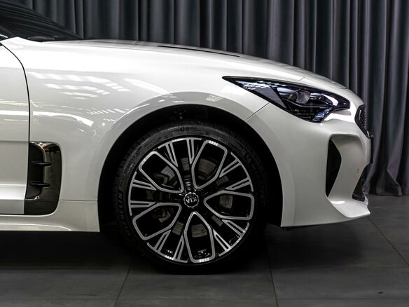 2018 Kia Stinger I, белый, 2939000 рублей - вид 13
