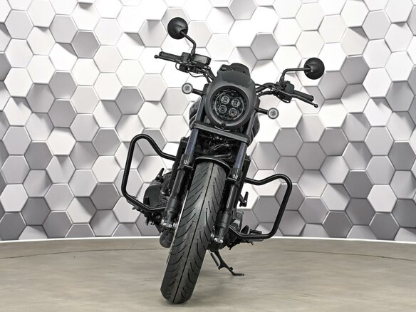 2024 Honda CMX 1100 Rebel, серый - вид 4