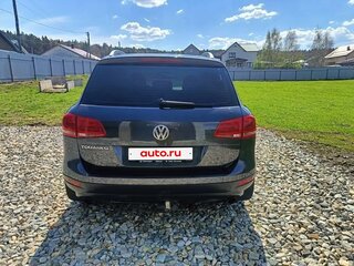 2012 Volkswagen Touareg II, серый, 2150000 рублей, вид 3