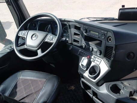 2021 Mercedes-Benz Actros, белый, 7405000 рублей, вид 5