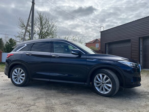 2018 Infiniti QX50 II, синий, 2830000 рублей - вид 4