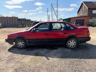 1990 Volkswagen Passat B3, красный, 140000 рублей, вид 4