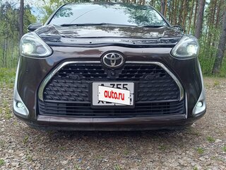 2020 Toyota Sienta II Рестайлинг, коричневый, 1450000 рублей, вид 1